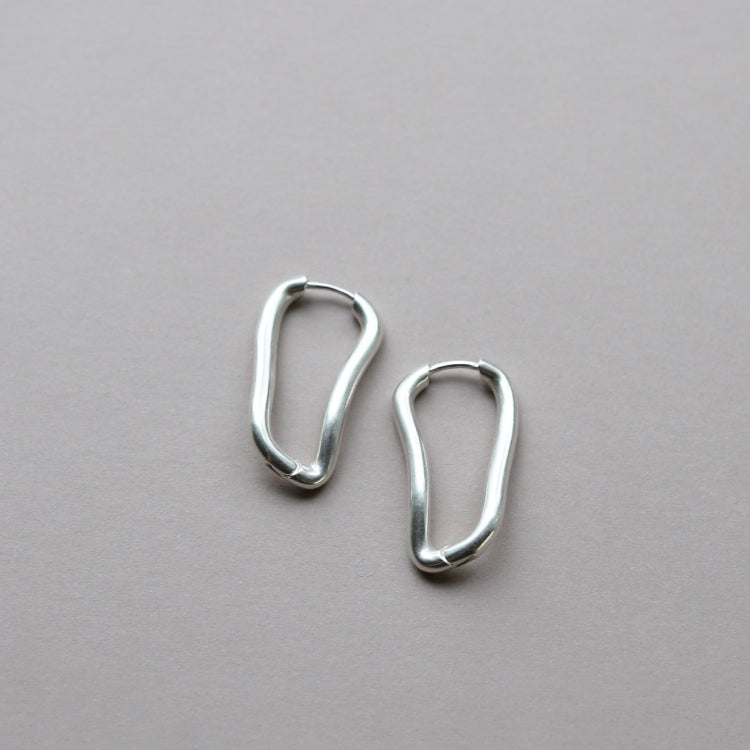 【POPUP/ONLINE 限定】トリップピアス SV