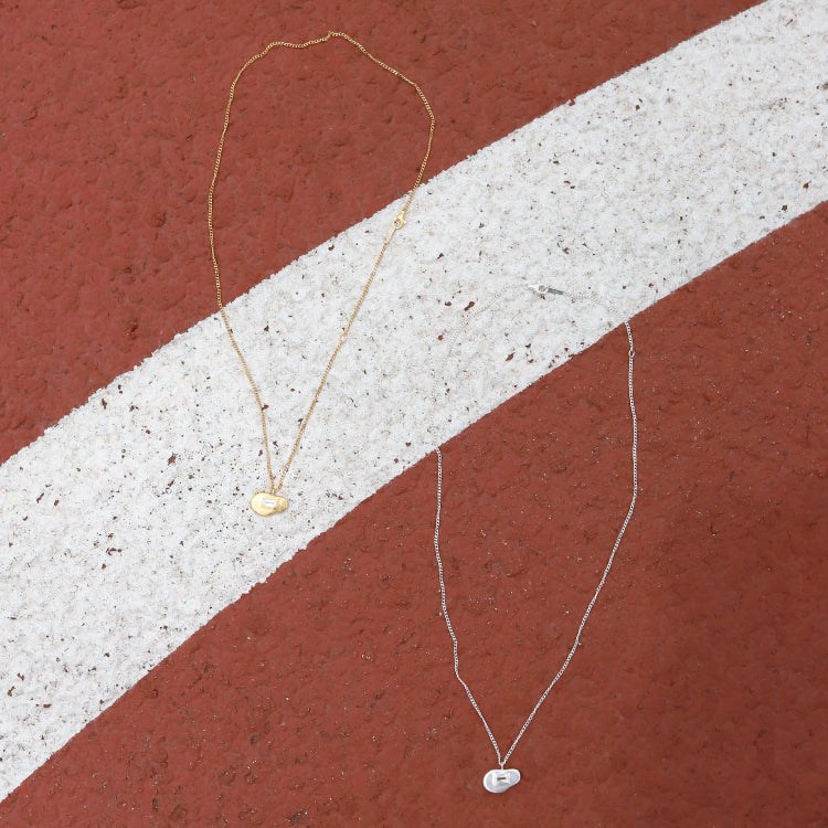 【Recall coming soon…】float necklace SV (white quartz)