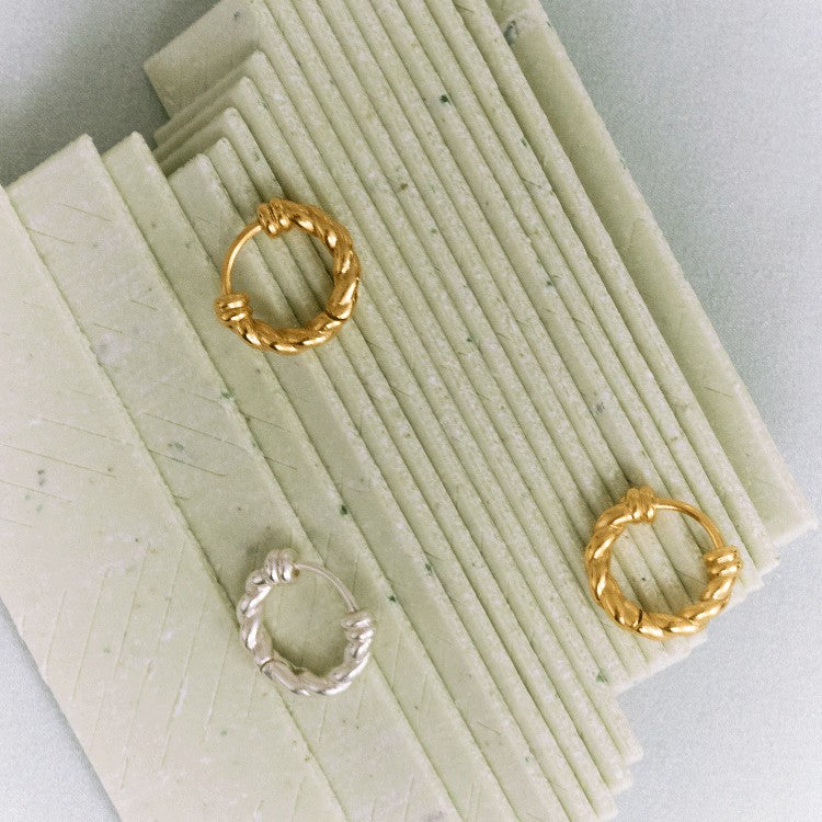 ONLINE限定】ヴァインピアス GD