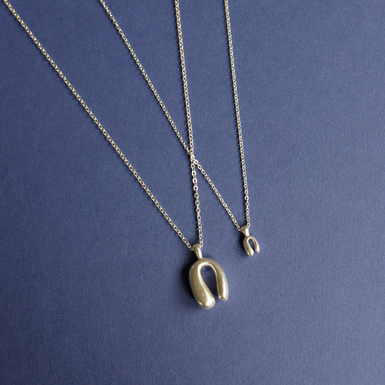 arch necklace