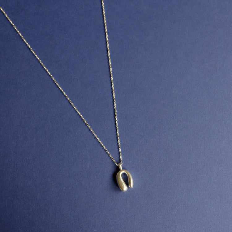 arch necklace