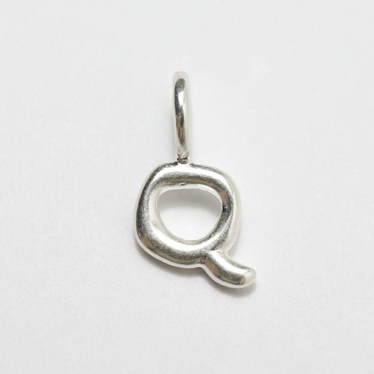 【NEW ITEM】Drawing alphabet charm SV