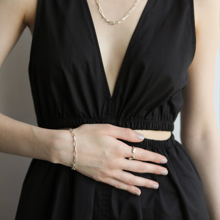 grid bracelet