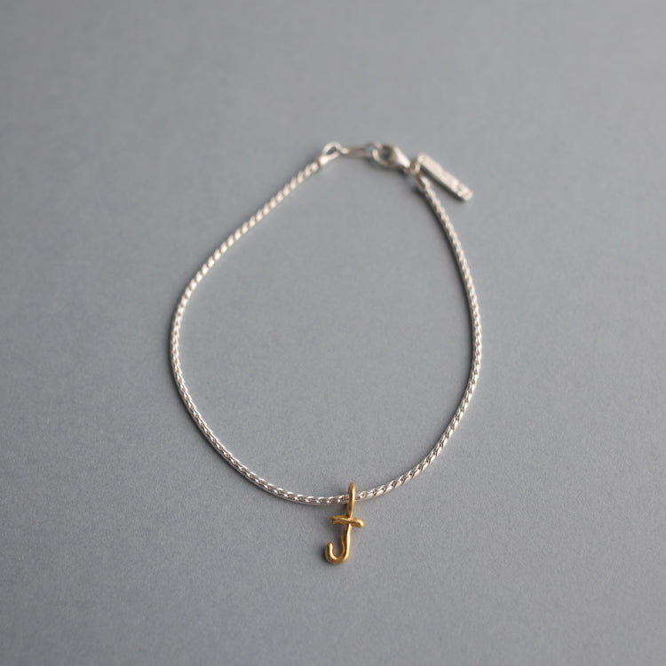 twist hain bracelet