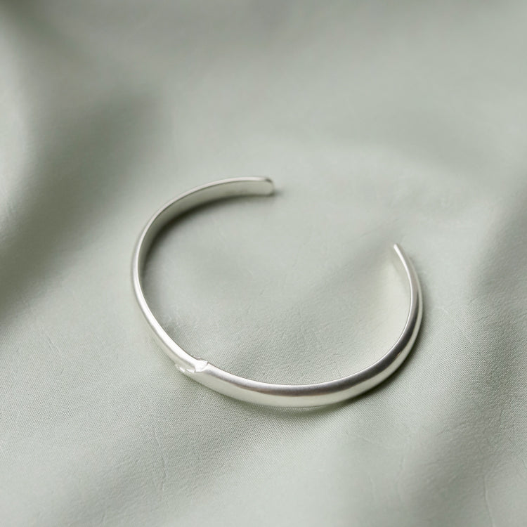 yoke bangle SV-M-