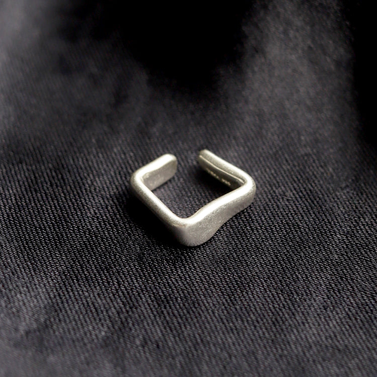 【Recall coming soon…】dent earcuff SV