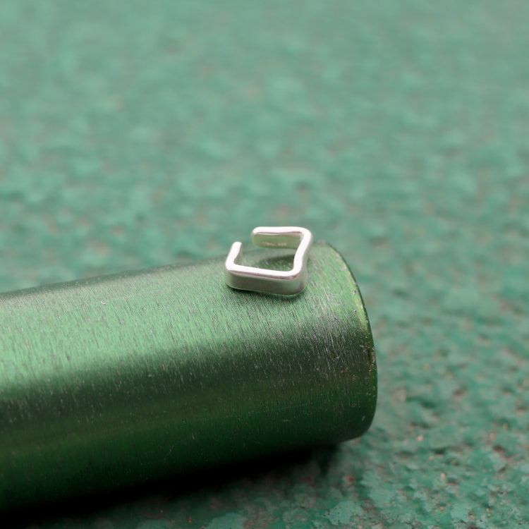 【Recall coming soon…】dent earcuff SV