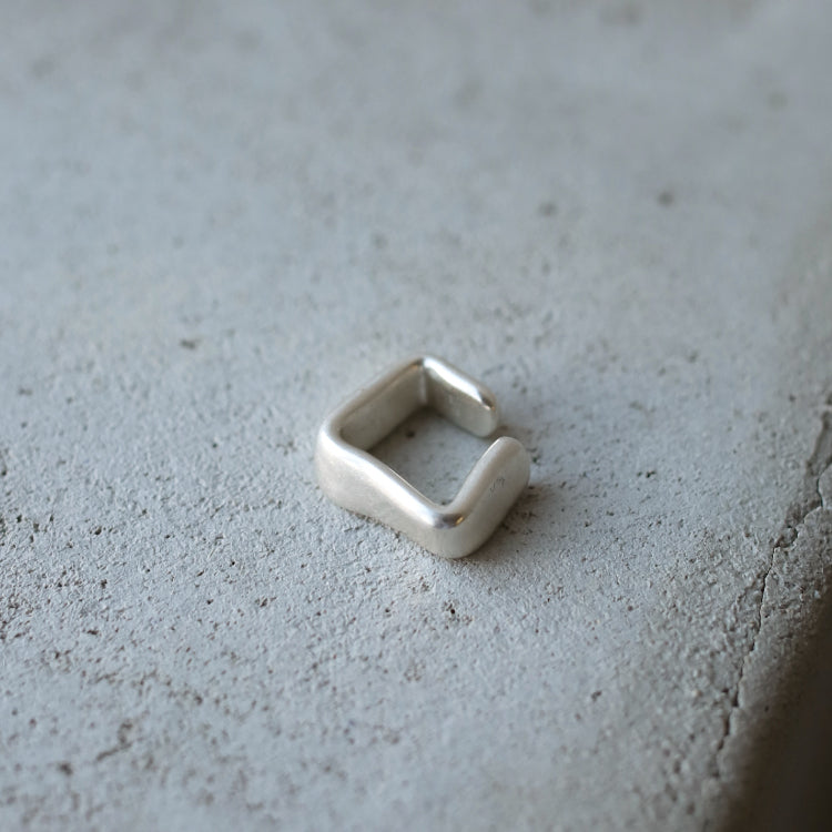 【Recall coming soon…】dent earcuff SV