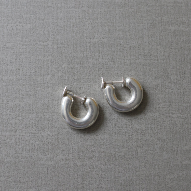 bagel earring