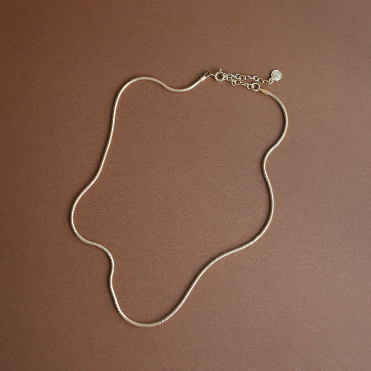 round snake choker