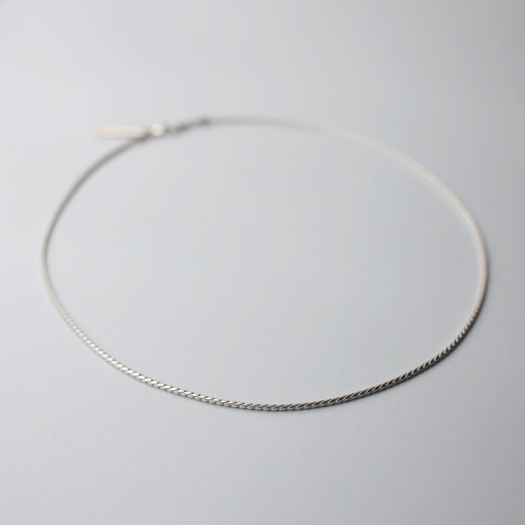 twise chain necklace