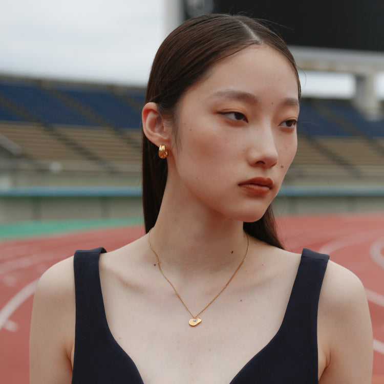 【Recall coming soon…】float necklace GD
(white quartz)