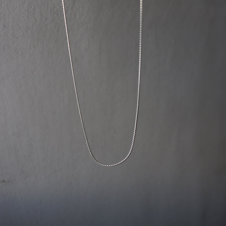 twise chain necklace