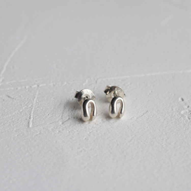 tiny arch pierce