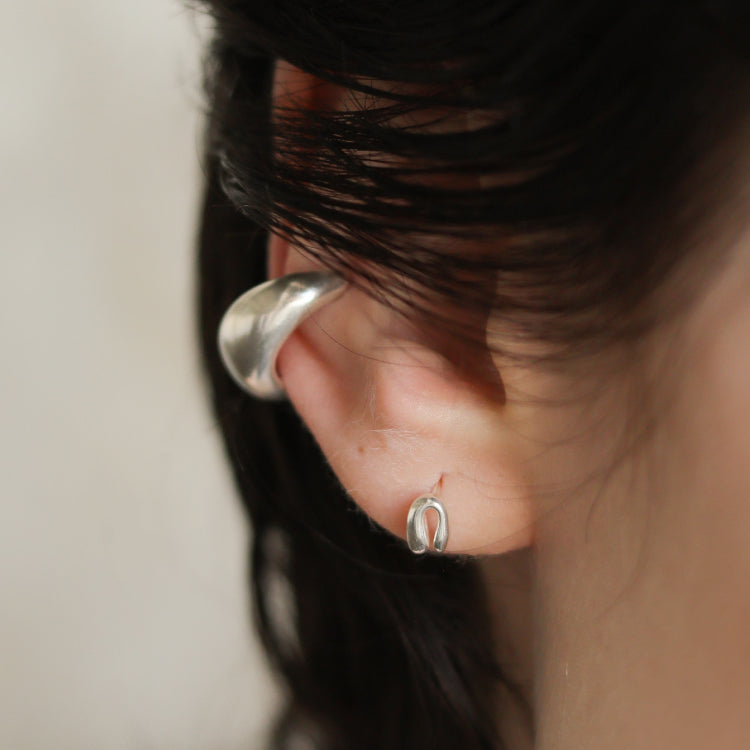 tiny arch pierce
