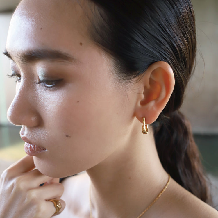 ハートスワンピアス GD