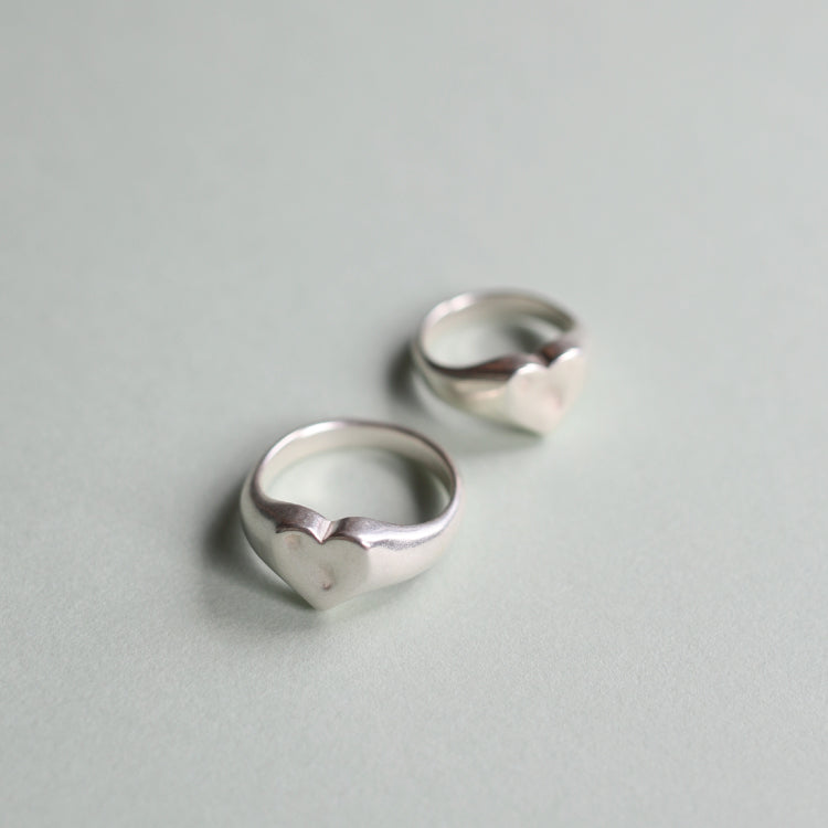 H signet ring SV
