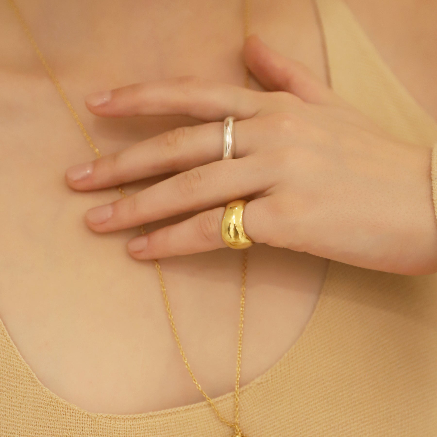 plump pinky ring GD