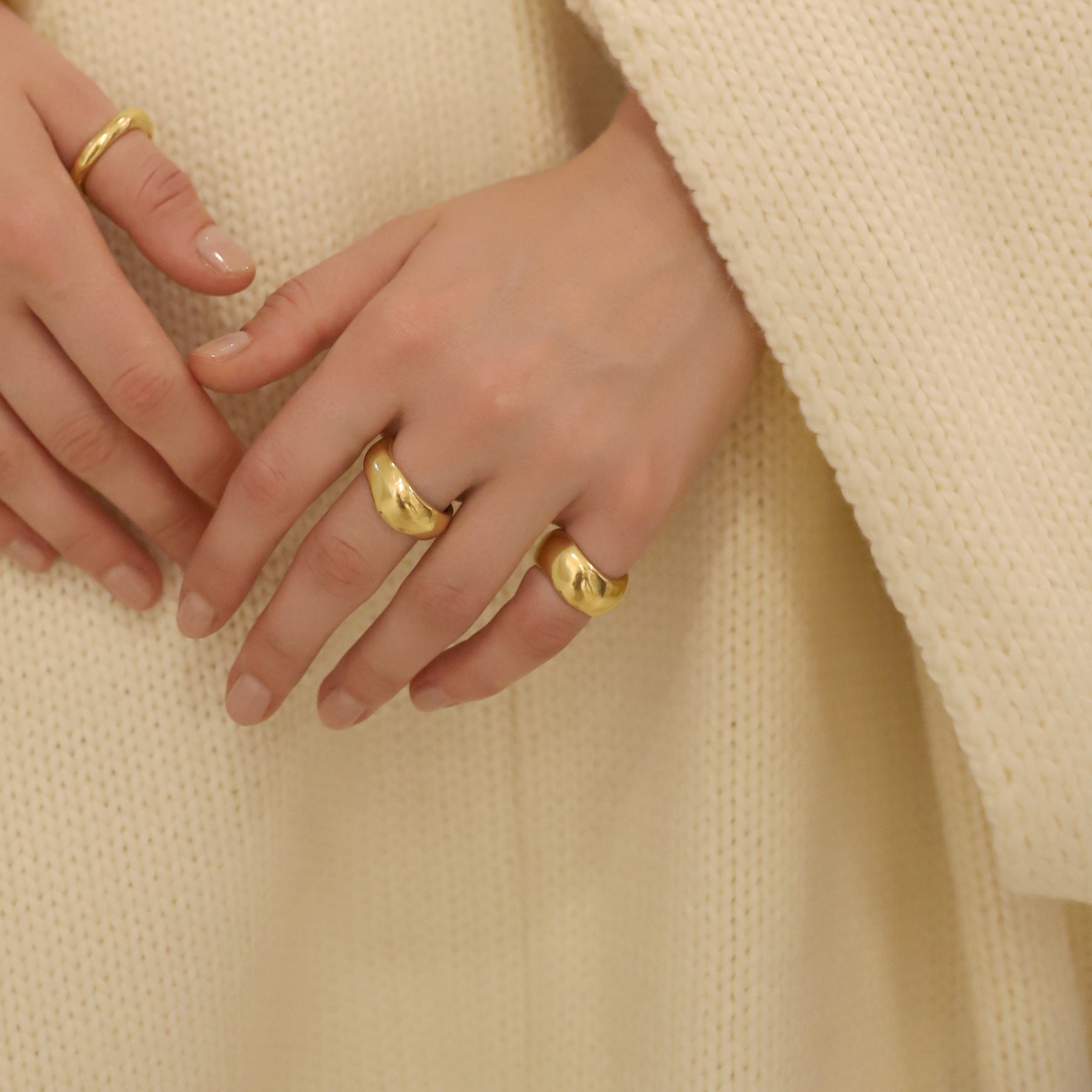 plump pinky ring GD