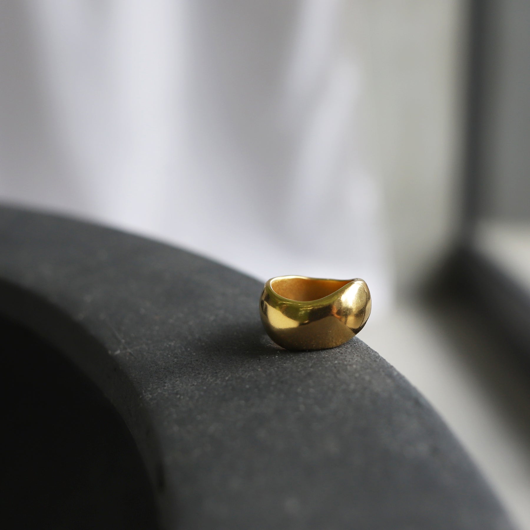 plump pinky ring GD