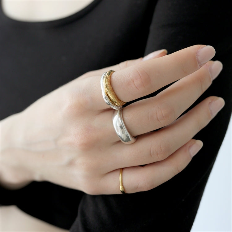 【ONLY STOCK】hump ring GD