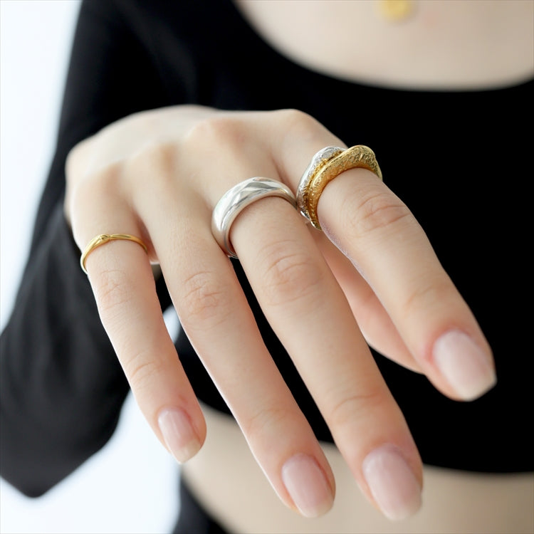 【ONLY STOCK】hump ring GD