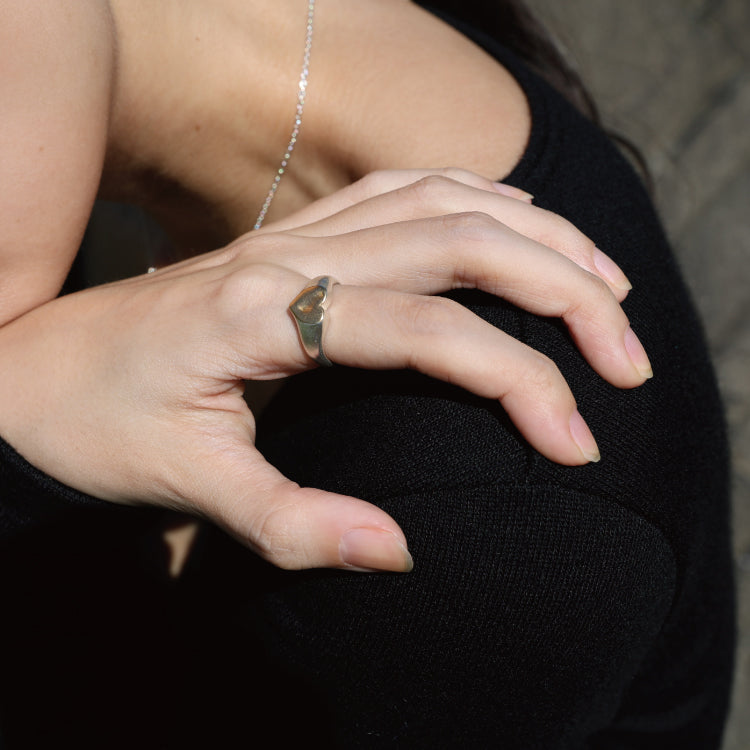 H signet ring MIX