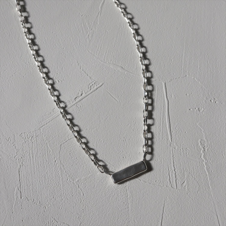 aprom necklace