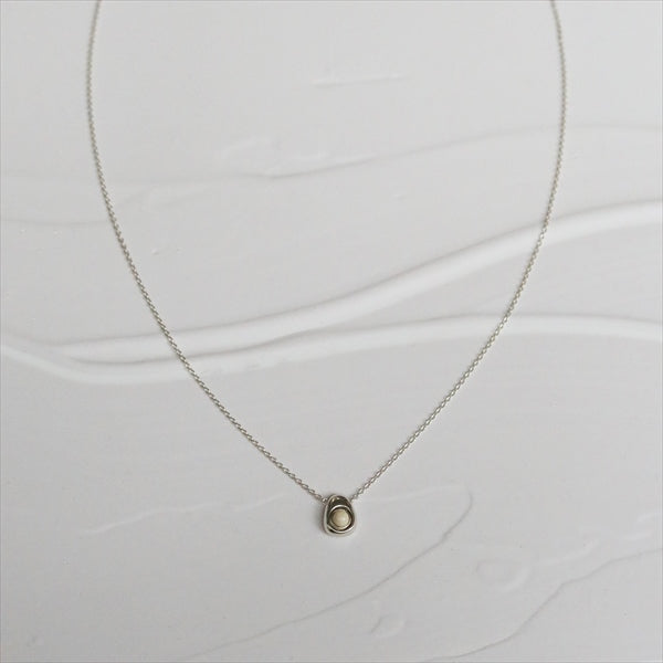 embed necklace