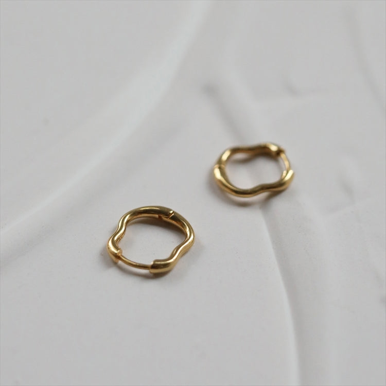 ペアーピアス