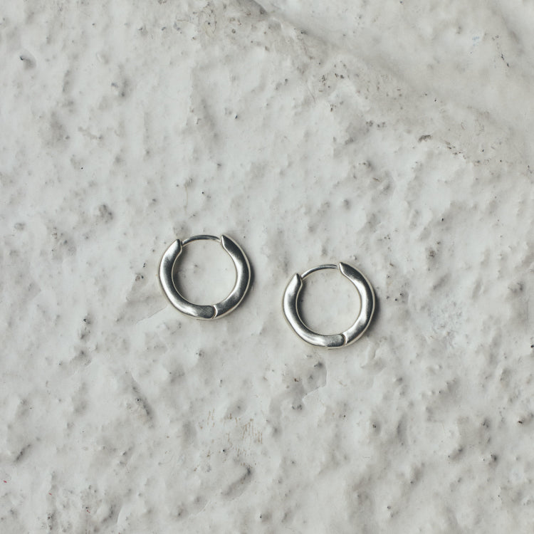 【先行販売】ロールピアス SV
