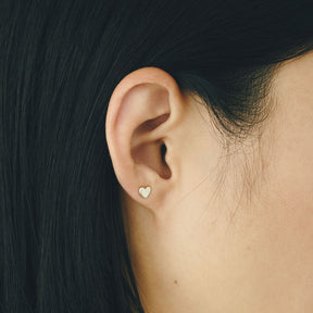 【coming soon...】タイニーハートピアス SV