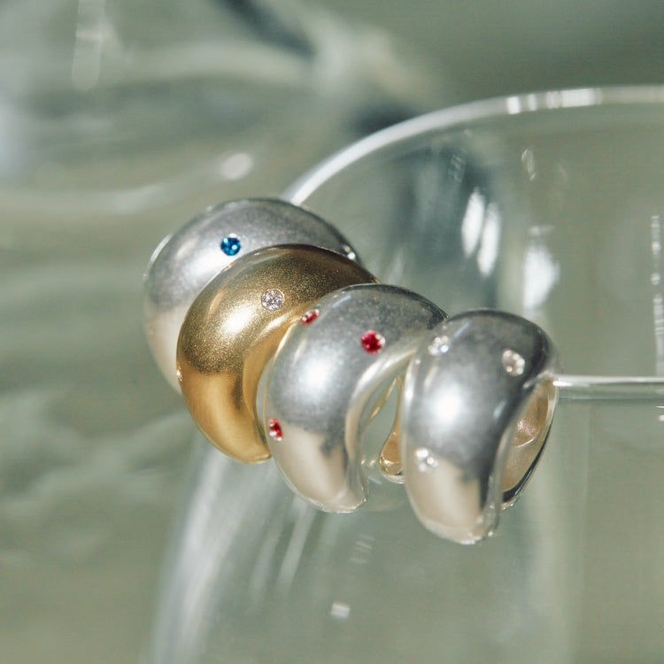 【先行販売】ポルカイヤーカフ SV（シンセティックサファイア）