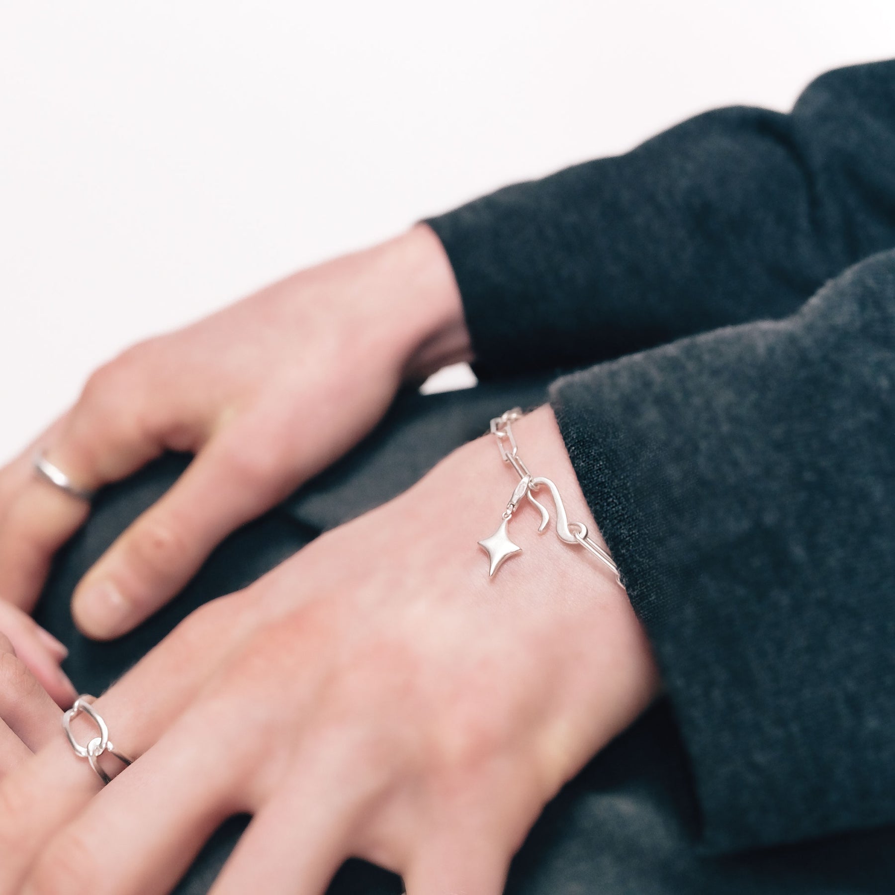 【PRE RELEASE】sparkly charm SV