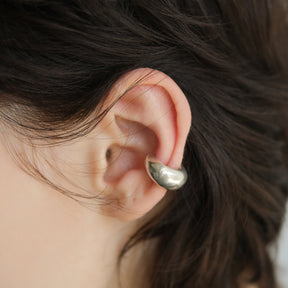 【moment】fig earcuff