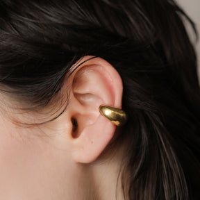 【moment】fig earcuff