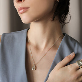 arch necklace
