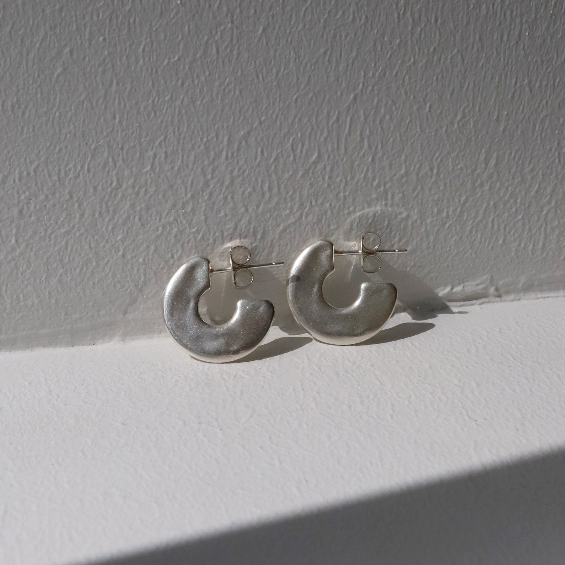 【SALE】[ONLINE STORE限定]フラットサークルピアス SV-S-