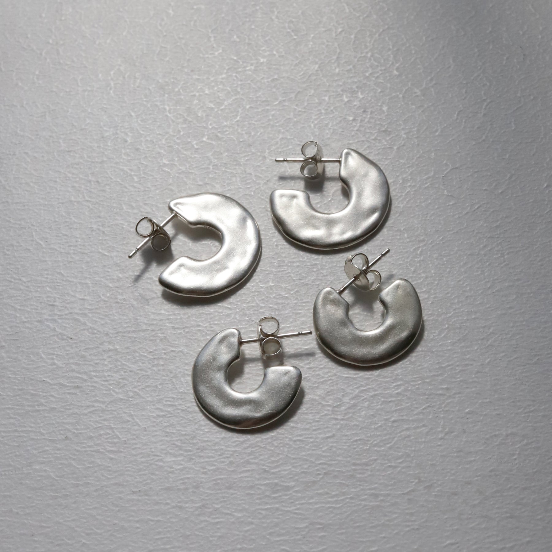 【SALE】[ONLINE STORE限定]フラットサークルピアス SV-S-