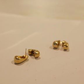 フロウプットピアス GD