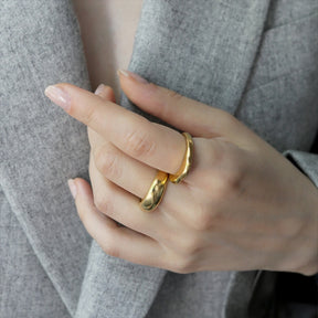 【ONLY STOCK】hump ring GD