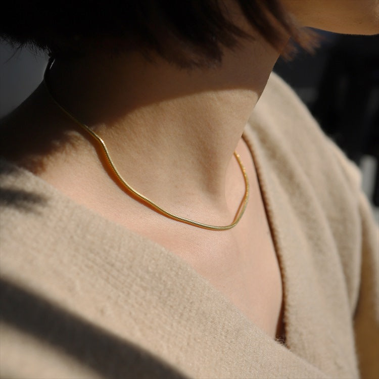 round snake choker