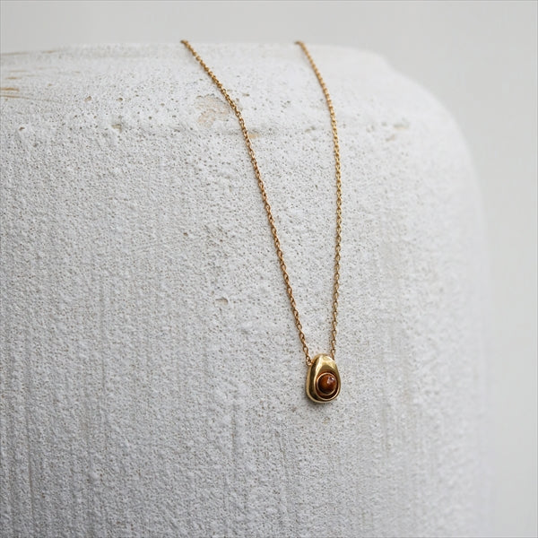 embed necklace