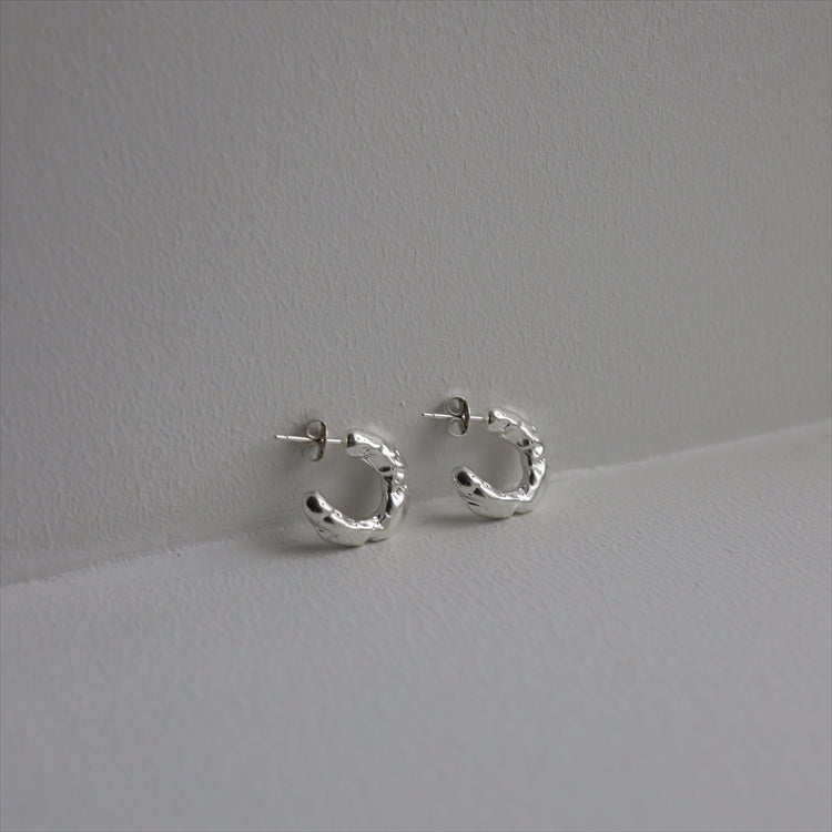 melt earrings