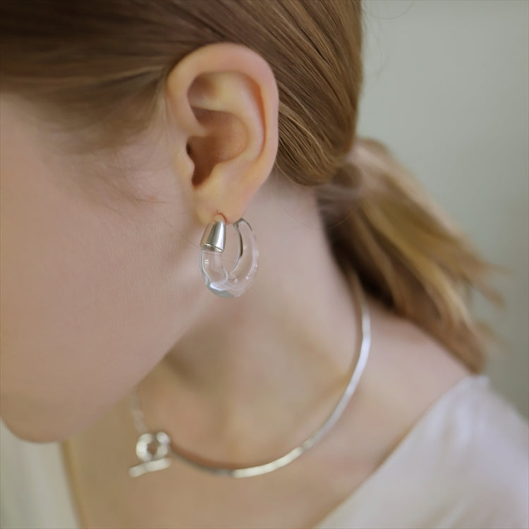 Glass pool piercing SV