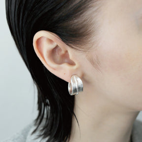elm earrings