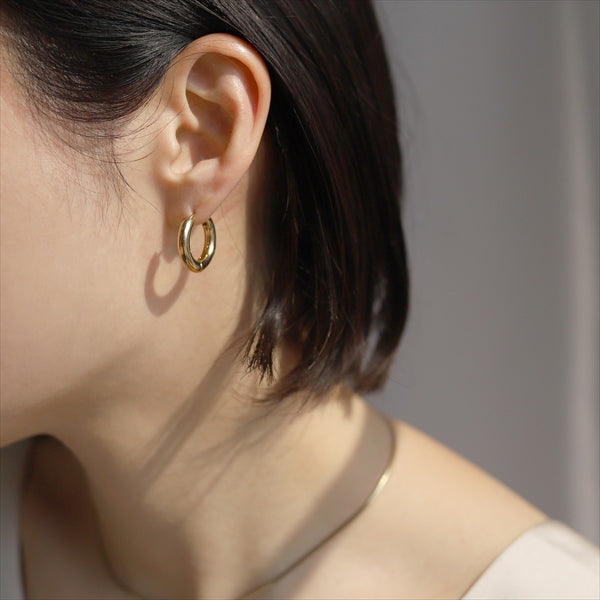 interpose earrings